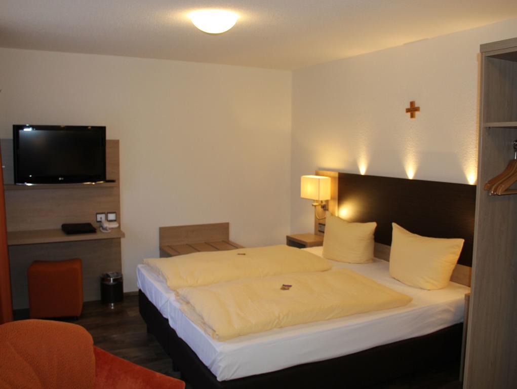 Hotel Engel 3*